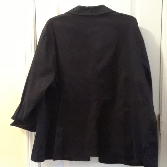 Jacket - Picture 4 of 4